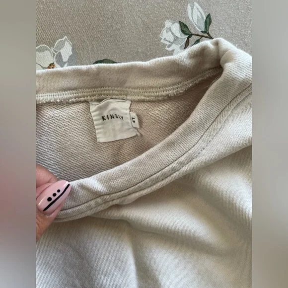 🇨🇦 Kindly coordinates pullover 4T - Picture 4 of 5